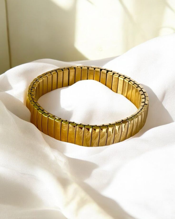 Gold-Plated Expandable Bracelet